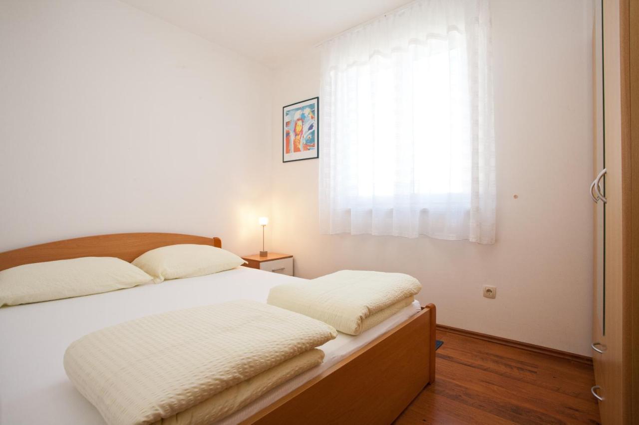 Apartments Glibo Near The Sea And Town Center! Krk Town Exterior photo